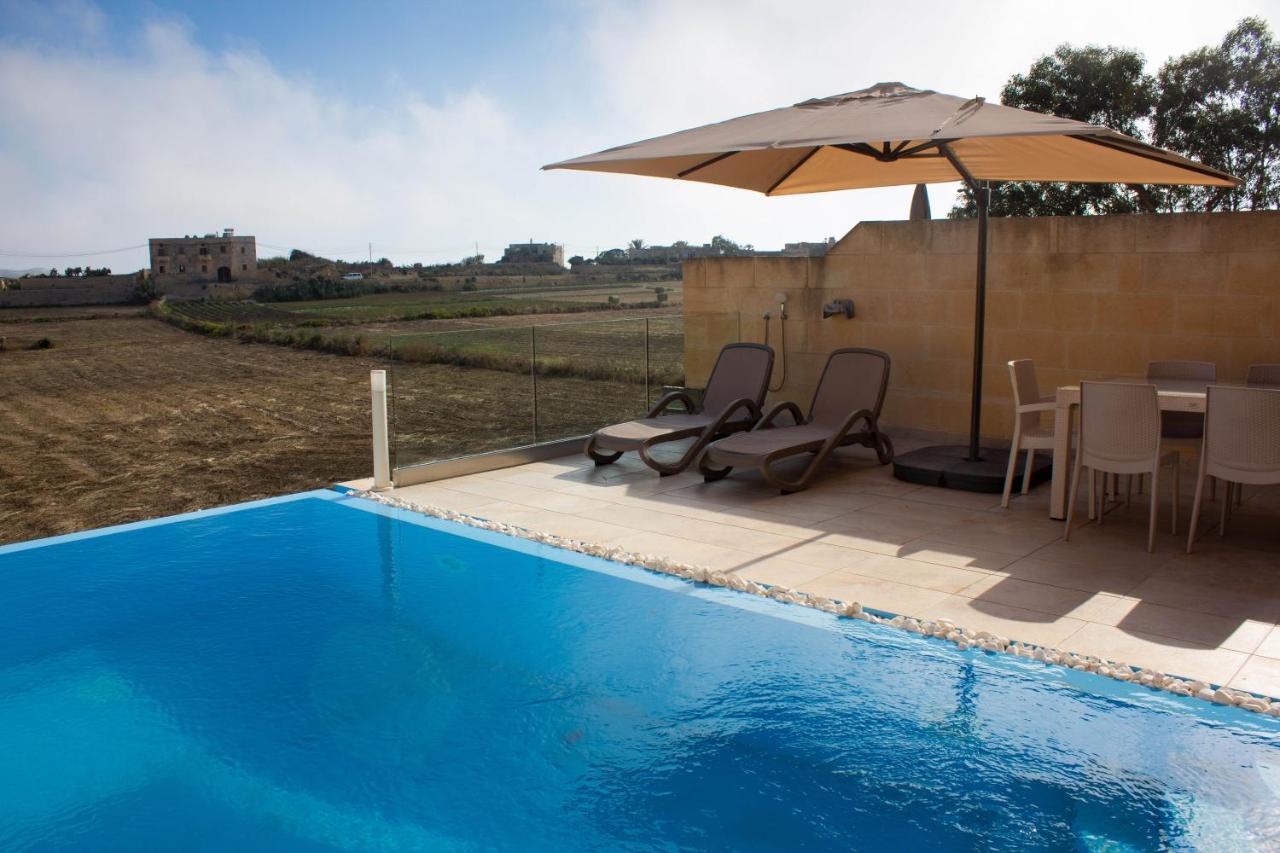 Kenn Holiday Home Għarb Exteriör bild