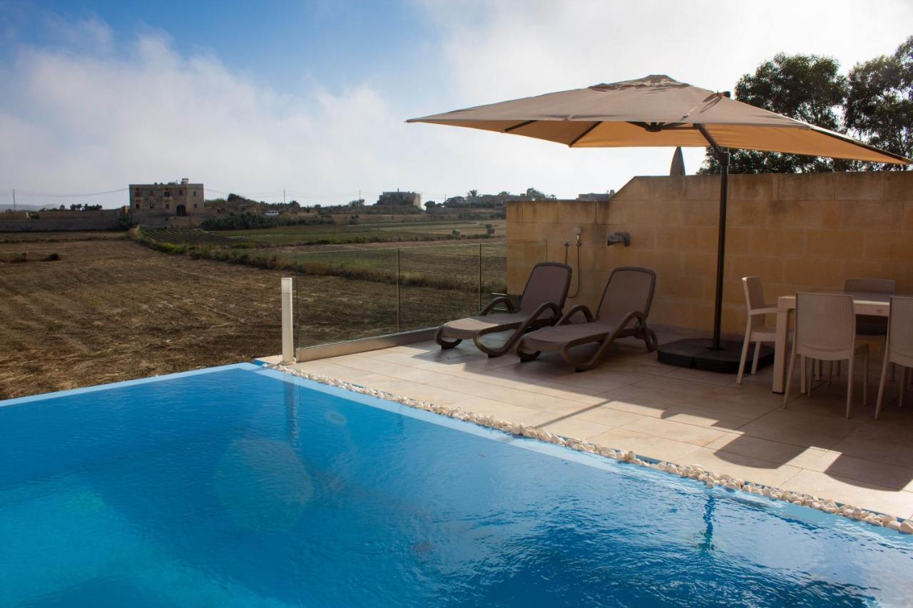 Kenn Holiday Home Għarb Exteriör bild