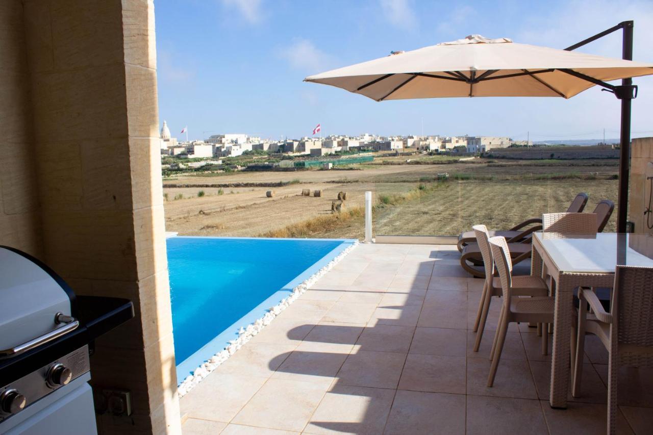 Kenn Holiday Home Għarb Exteriör bild